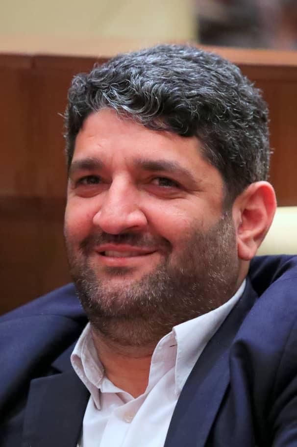 تجاری کردن اصلاح نژاد برای مملکت زیان بخش است - ماکان موسوی